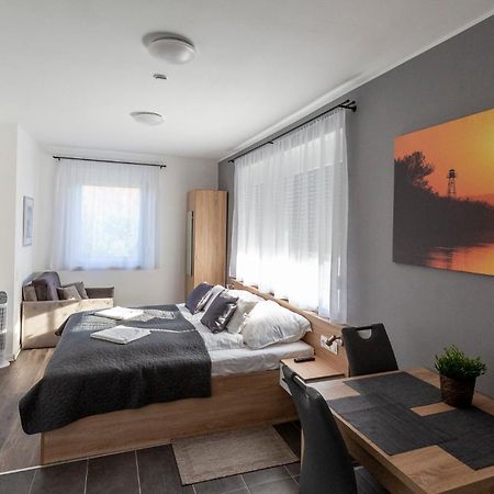 Horvath Apartman Fertőd المظهر الخارجي الصورة